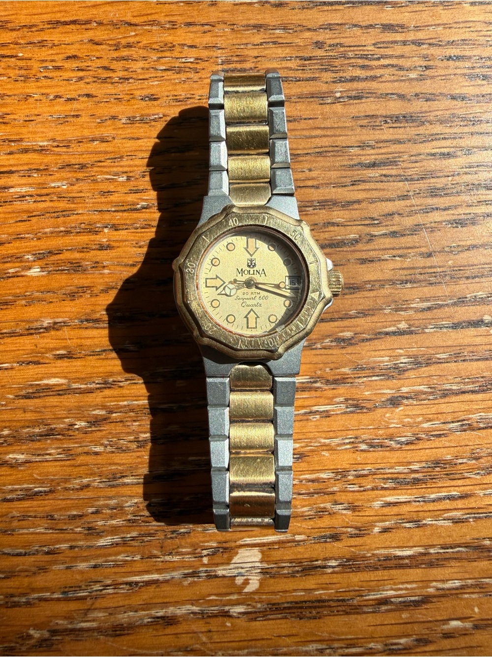 Molina Seapearl 600 Timepiece